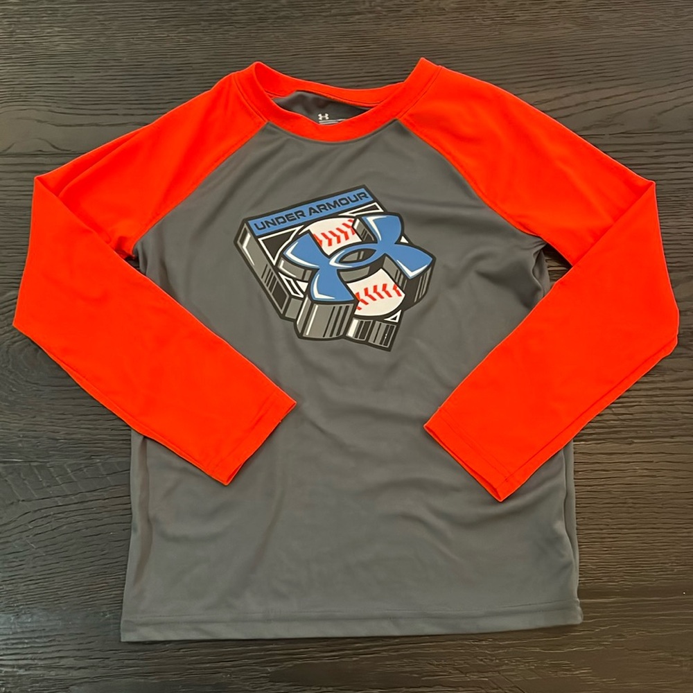 Under Armour long sleeve shirt
